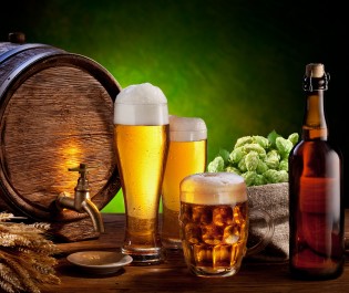 beer-barrel-bottle-hop-malt-house-2880x1800